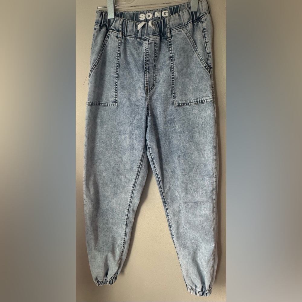 Stylish Blue Women's Jeans
